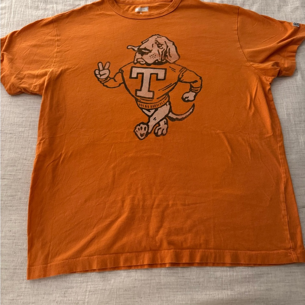 Orange Graphic T-Shirt UTK